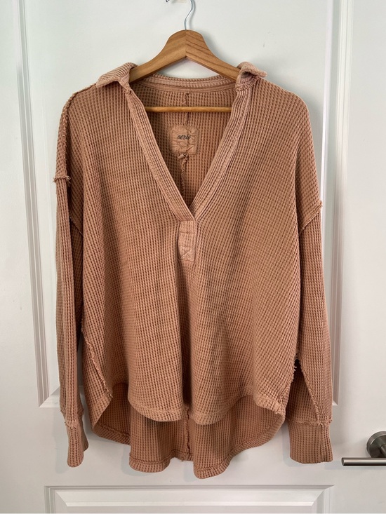 aerie Tops - Aerie Waffle LumberJane Deep V Pullover Size XS